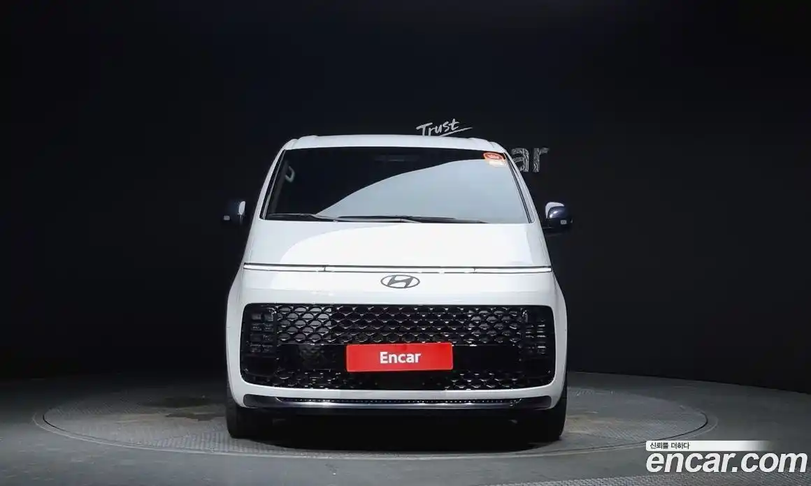 Hyundai Staria 2025 3.5 Автомат в Москве № 7798, фото 3