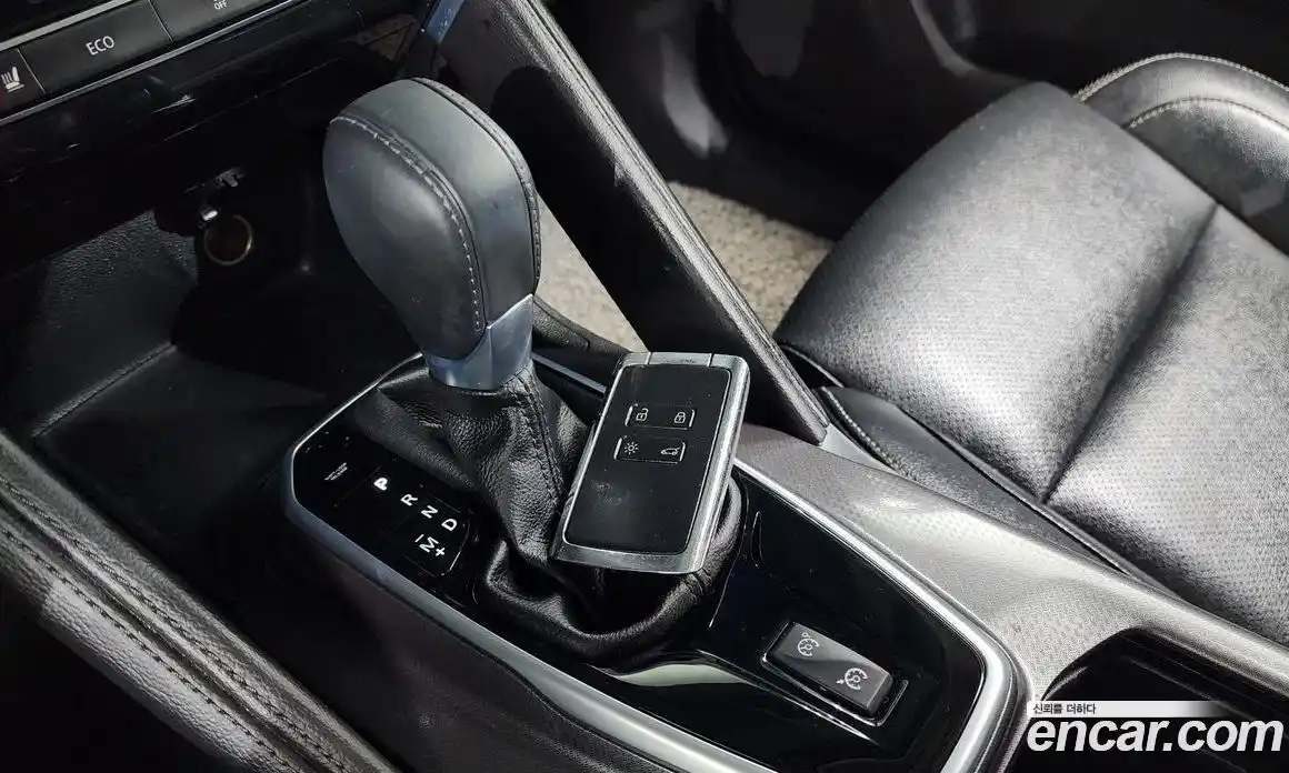 Renault QM6 2017 2.0 Автомат в Москве № 106658, фото 11