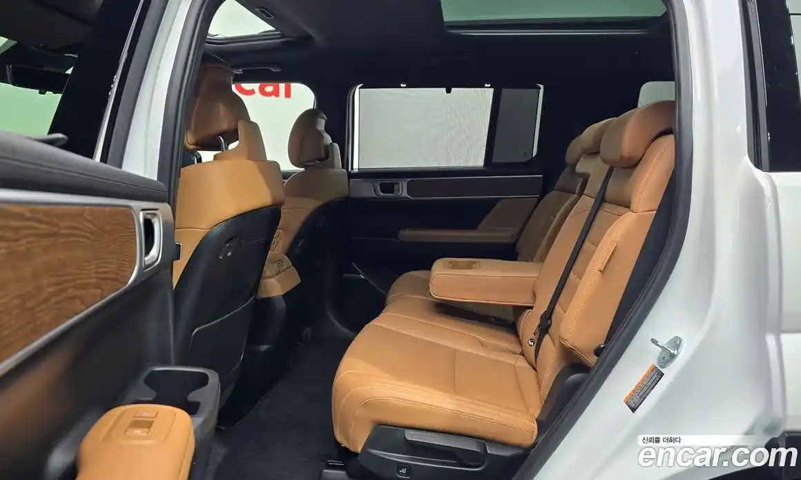 Hyundai Santa Fe 2024 1.6 Автомат в Москве № 107690, фото 11