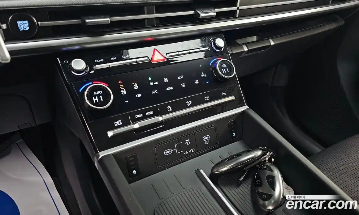 Hyundai Santa Fe 2024 2.5 Автомат в Москве № 110013, фото 12