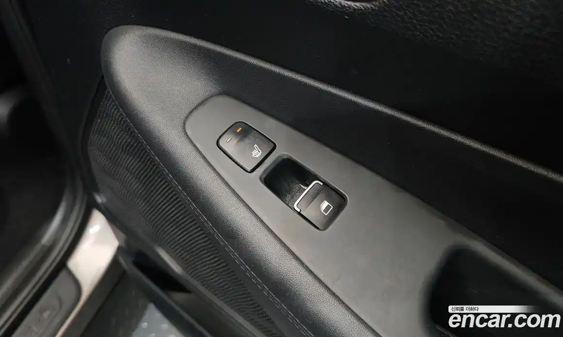 Hyundai Santa Fe 2019 2.0 Автомат в Москве № 112515, фото 14