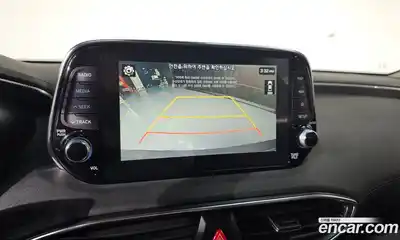 Hyundai Santa Fe 2019 2.0 Автомат в Москве № 112515, миниатюра 9