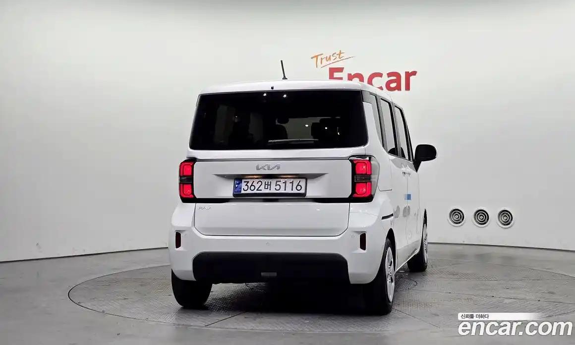 Kia Ray 2023 1.0 Автомат в Москве № 114527, фото 8