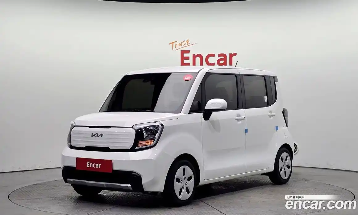 Kia Ray 2023 1.0 Автомат в Москве № 114527, фото 10