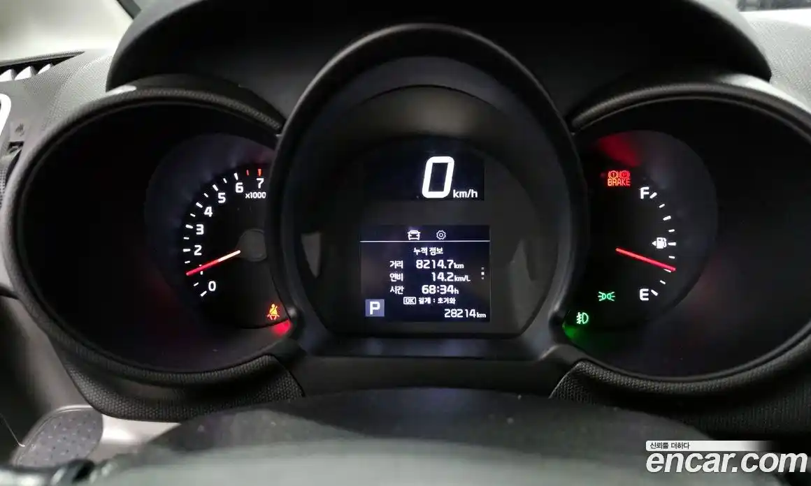 Kia Ray 2022 1.0 Автомат в Москве № 121035, фото 13