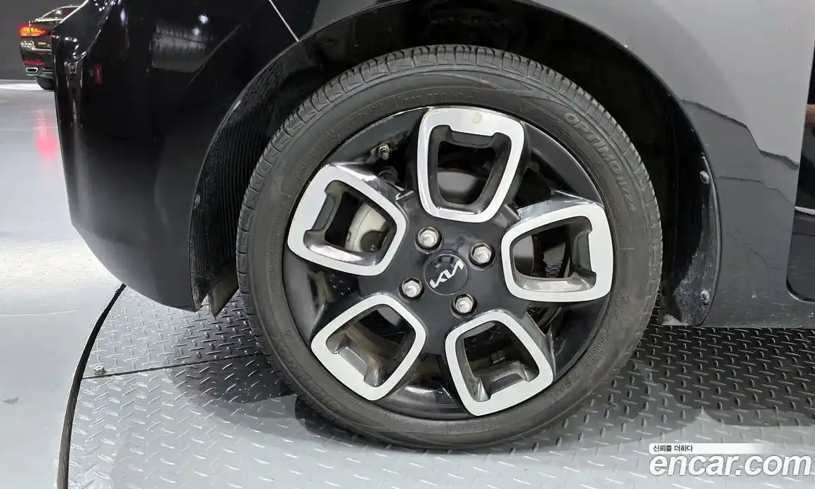 Kia Ray 2022 1.0 Автомат в Москве № 121035, фото 17