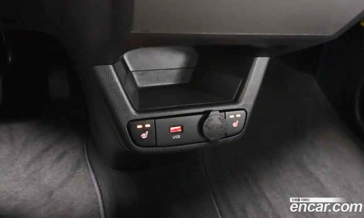 Kia Ray 2022 1.0 Автомат в Москве № 121035, фото 8