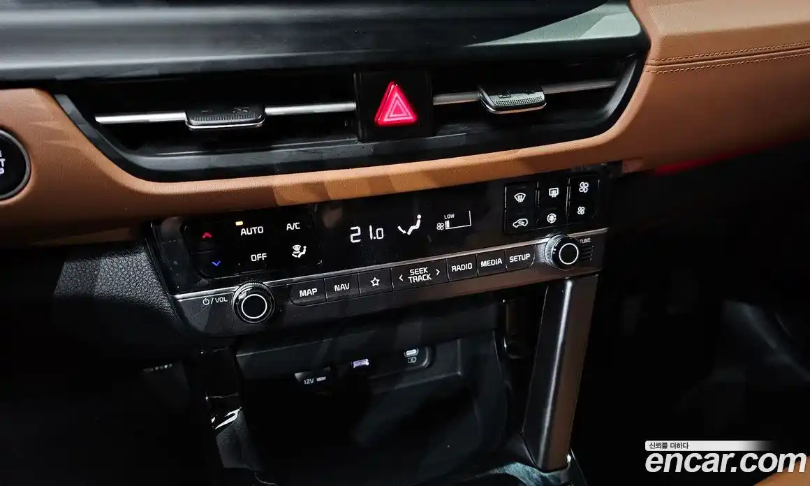 Kia Seltos 2024 1.6 Автомат в Москве № 121270, фото 12