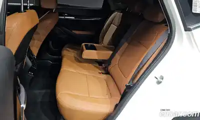 Kia Seltos 2024 1.6 Автомат в Москве № 121270, миниатюра 10