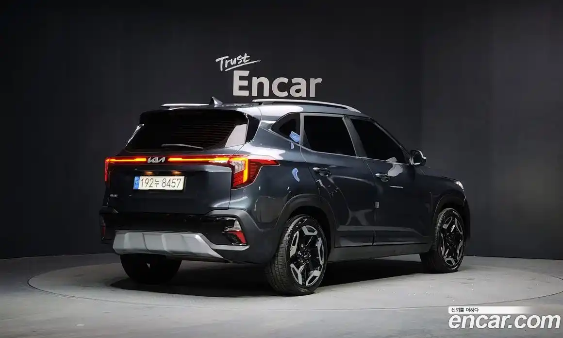 Kia Seltos 2024 1.6 Автомат в Москве № 122089, фото 9