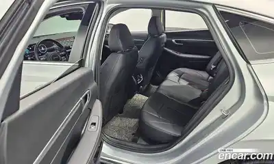 Hyundai Sonata 2024 2.0 Автомат в Москве № 124483, миниатюра 11