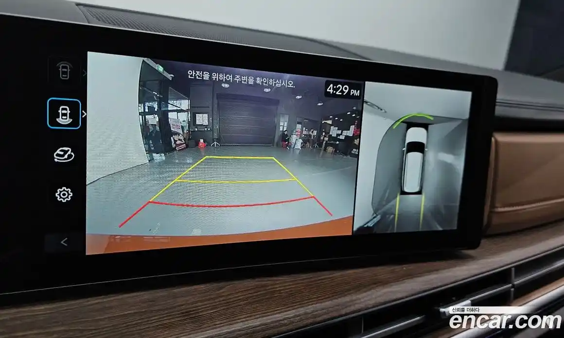 Hyundai Santa Fe 2024 2.5 Автомат в Москве № 125933, фото 13