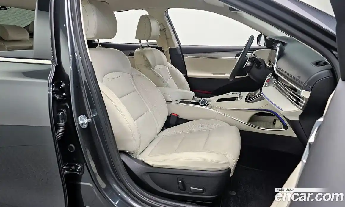 Hyundai Grandeur 2022 2.5 Автомат в Москве № 126955, фото 4