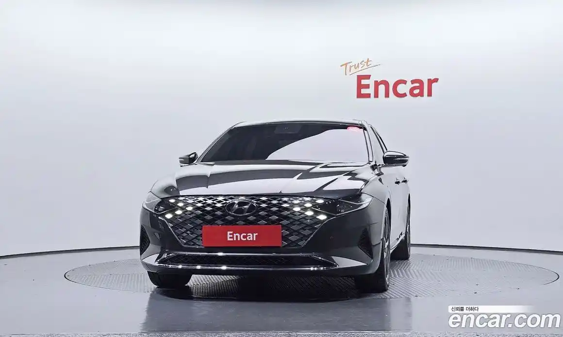 Hyundai Grandeur 2022 2.5 Автомат в Москве № 126955, фото 9