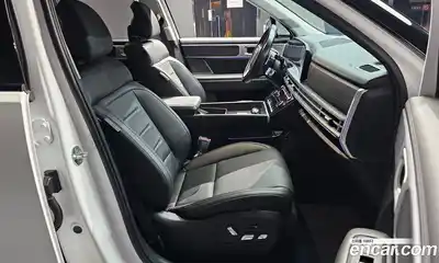 Hyundai Santa Fe 2024 2.5 Автомат в Москве № 130898, миниатюра 8