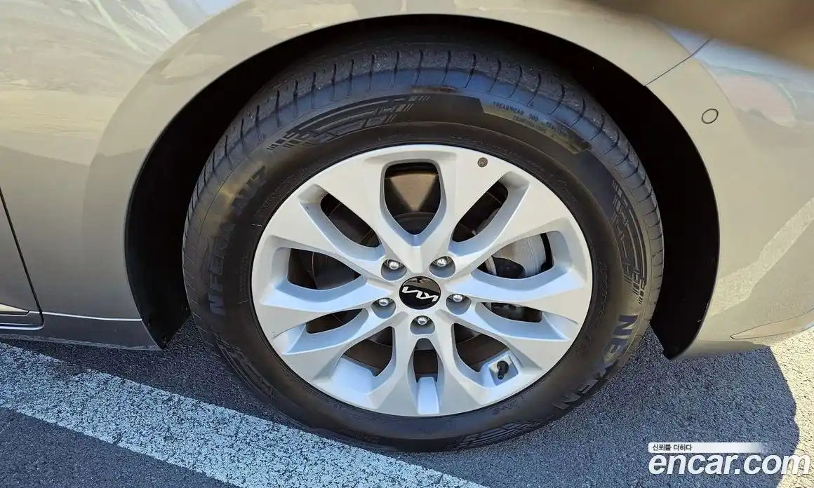 Kia K8 2022 2.5 Автомат в Москве № 131490, фото 3