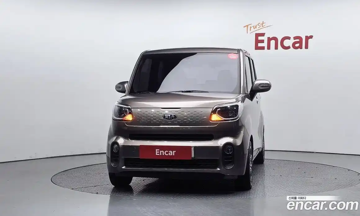 Kia Ray 2021 1.0 Автомат в Москве № 132667, фото 13