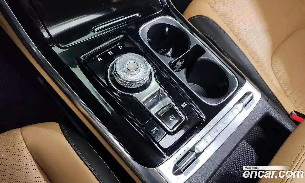 Kia Canival 2023 2.2 Автомат в Москве № 132945, фото 13