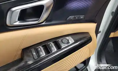 Kia Canival 2023 2.2 Автомат в Москве № 132945, миниатюра 8