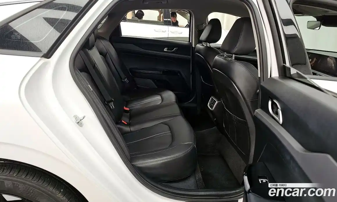 Kia K5 2024 2.0 Автомат в Москве № 133899, фото 16