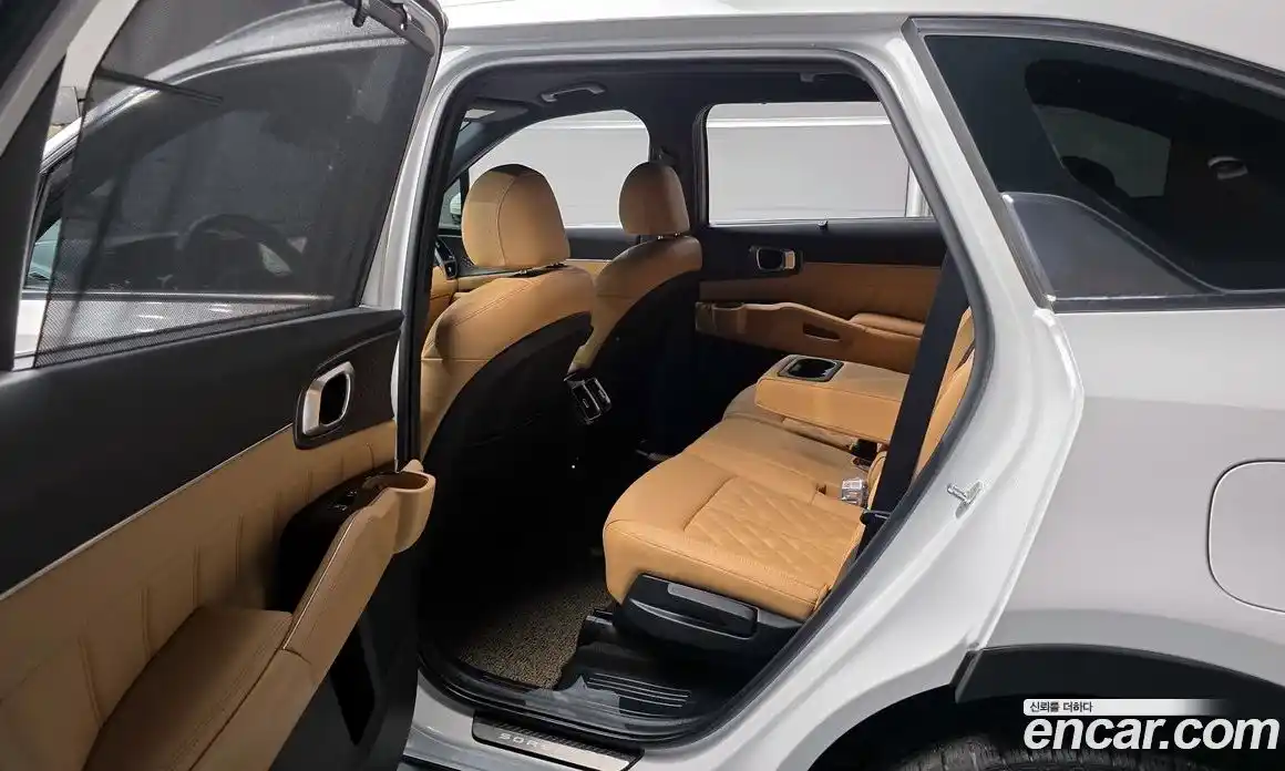 Kia Sorento 2023 1.6 Автомат в Москве № 133934, фото 10