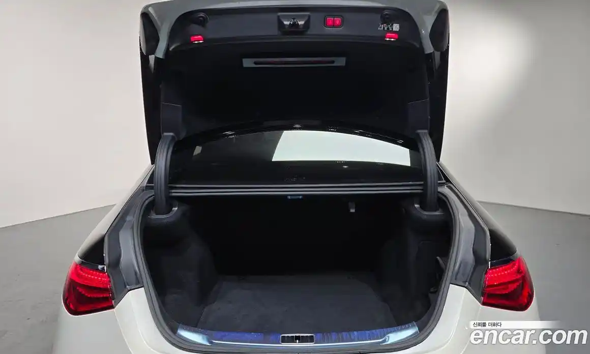 Mercedes-Benz S-Class 2023 4.0 Автомат в Москве № 136515, фото 20