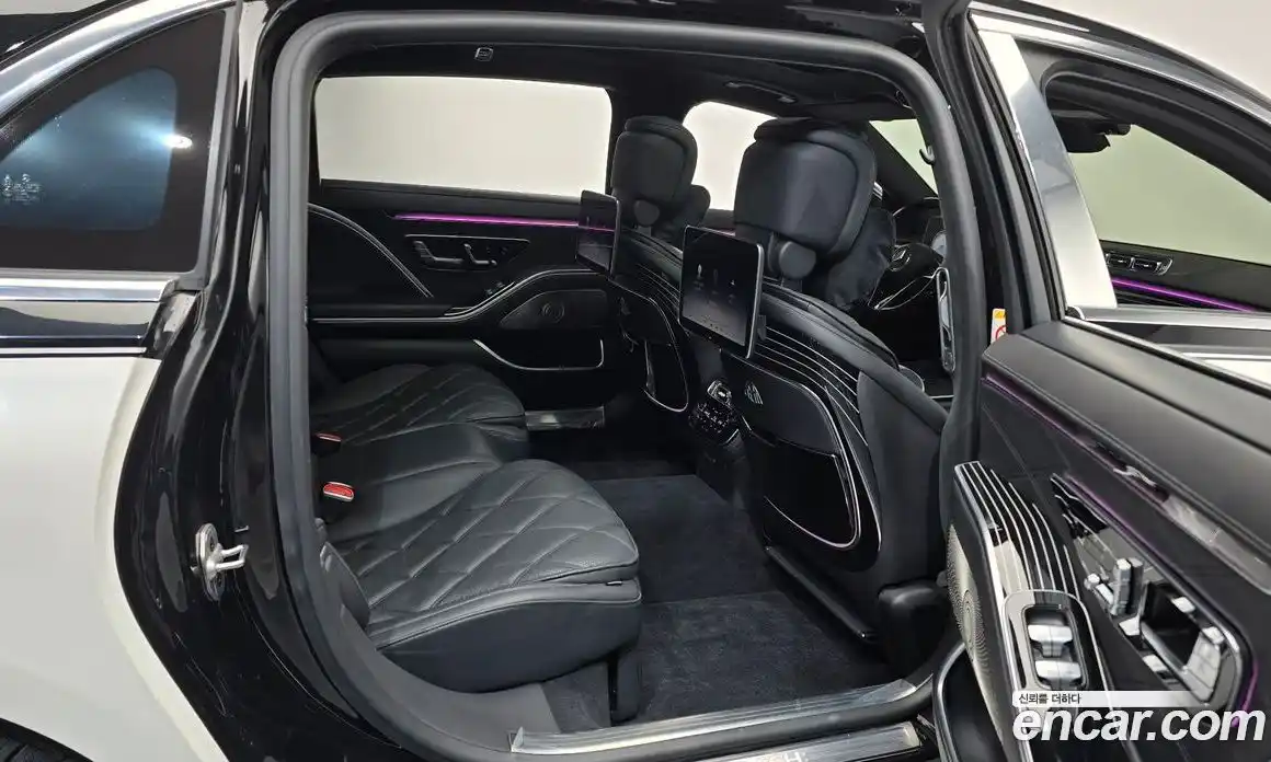 Mercedes-Benz S-Class 2023 4.0 Автомат в Москве № 136515, фото 4