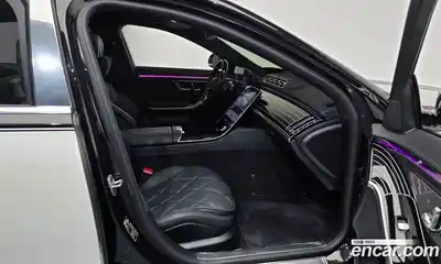 Mercedes-Benz S-Class 2023 4.0 Автомат в Москве № 136515, миниатюра 5