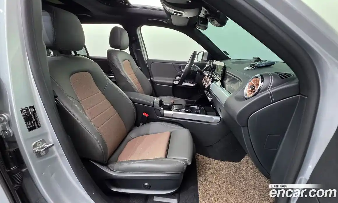 Mercedes-Benz EQB 2023 0.2 Автомат в Москве № 139821, фото 13