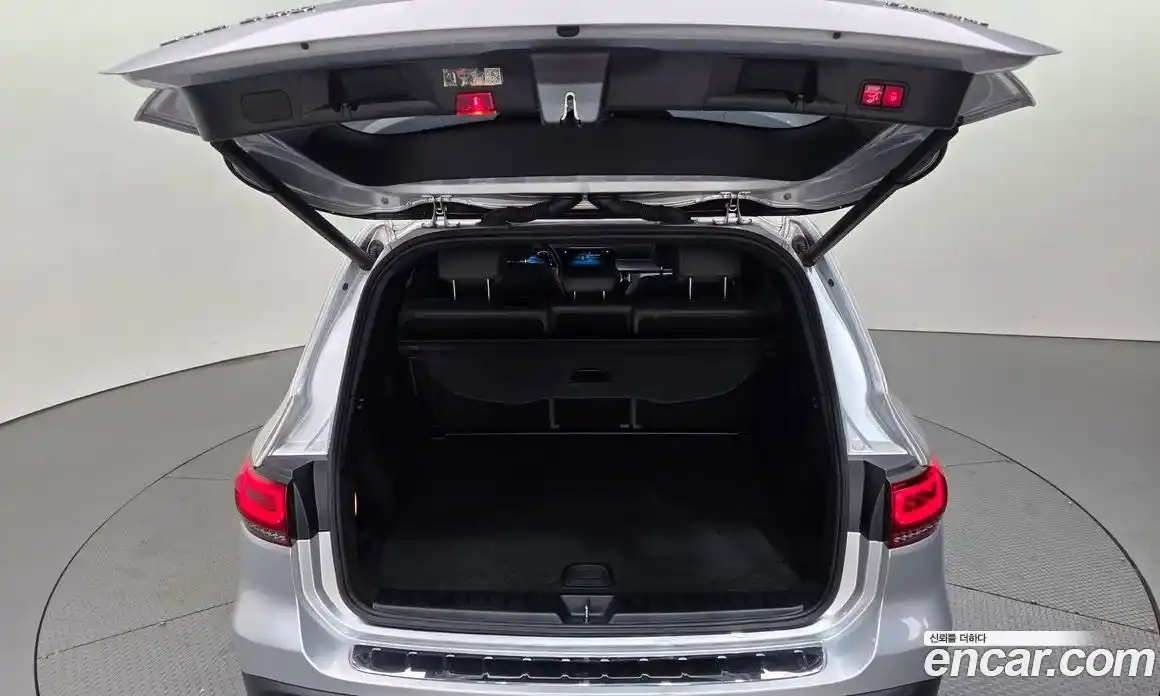 Mercedes-Benz EQB 2023 0.2 Автомат в Москве № 139821, фото 19