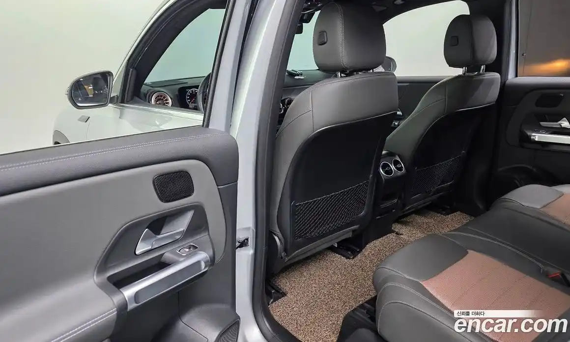 Mercedes-Benz EQB 2023 0.2 Автомат в Москве № 139821, фото 7