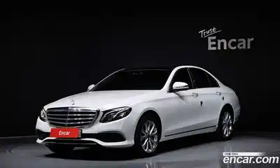 Mercedes-Benz E-Class 2019 2.0 Автомат в Москве № 141829, миниатюра 10