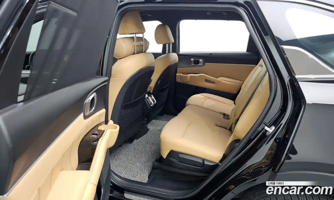 Kia Sorento 2023 1.6 Автомат в Москве № 14521, фото 18