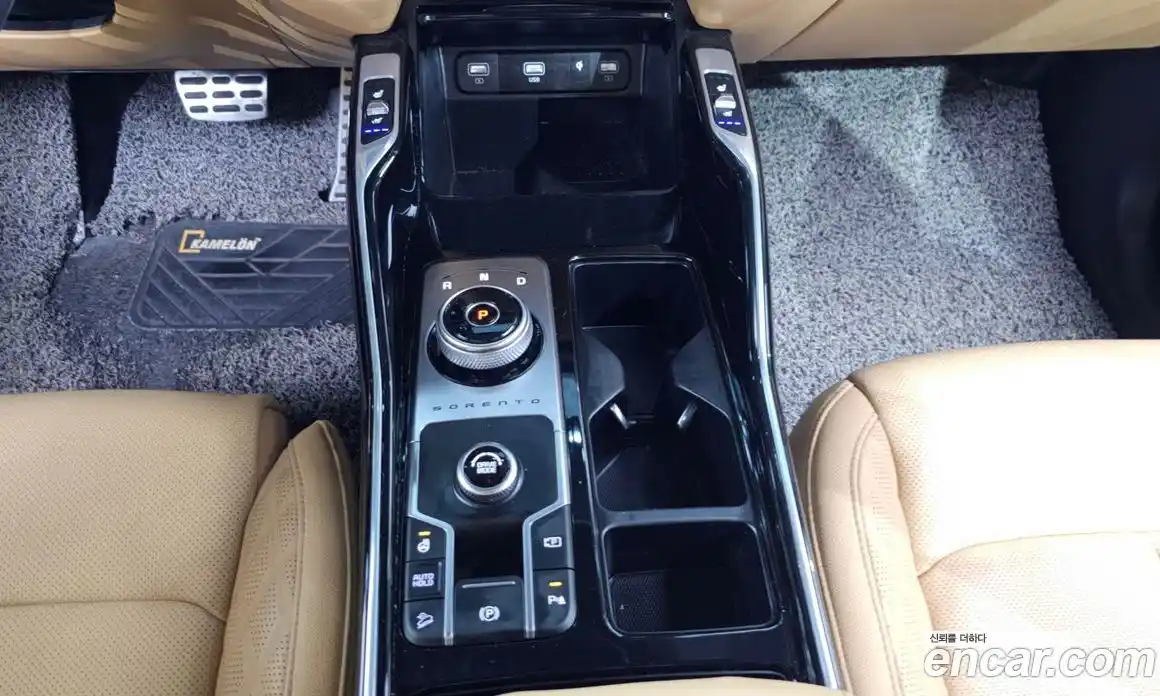 Kia Sorento 2023 1.6 Автомат в Москве № 14521, фото 20