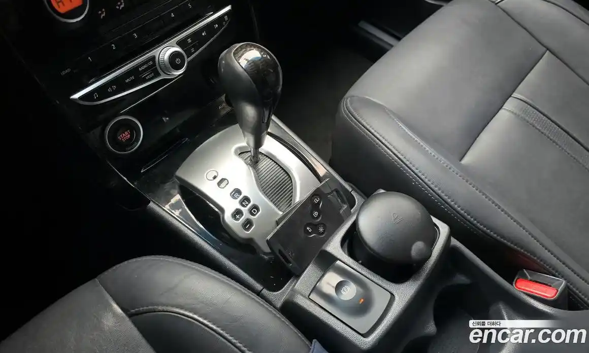 Renault QM5 2009 2.5 Автомат в Москве № 153029, фото 14