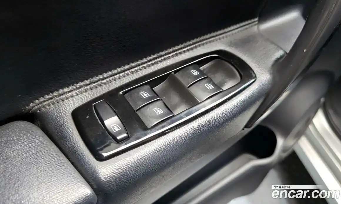 Renault QM5 2009 2.5 Автомат в Москве № 153029, фото 20