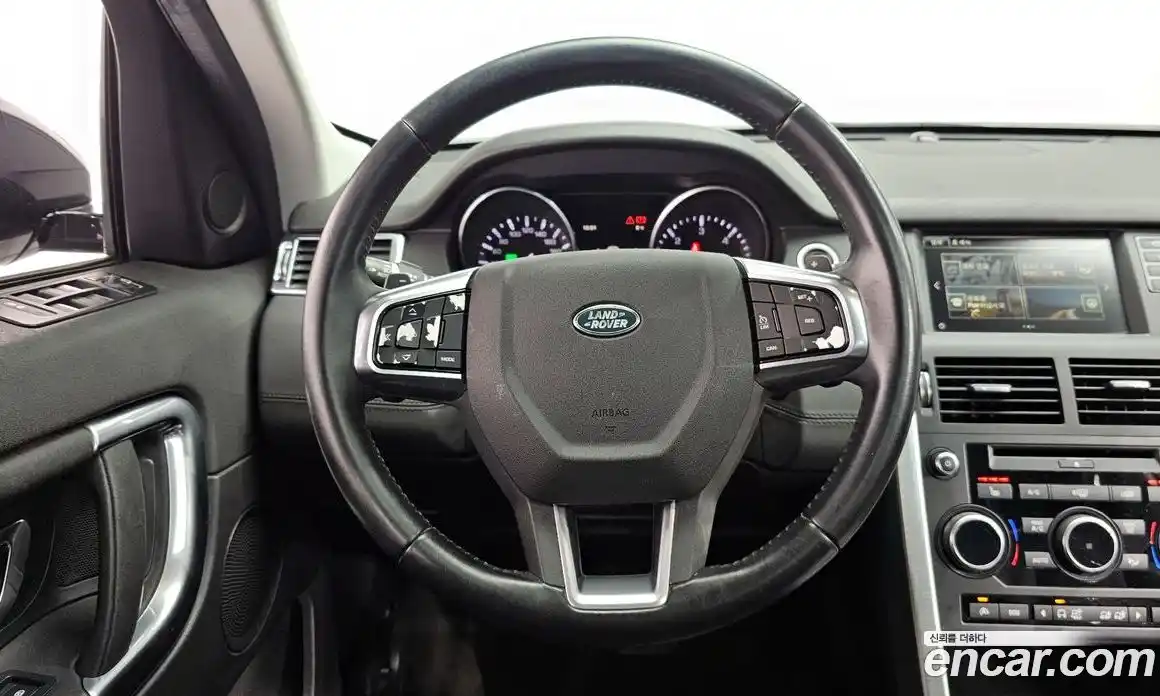 Land Rover Discovery Sport 2016 2.0 Автомат в Москве № 155079, фото 15