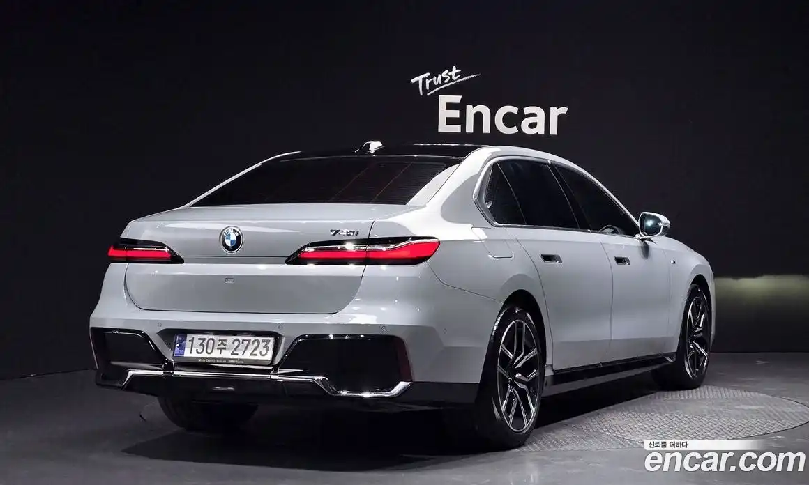 BMW 7-Series 2023 3.0 Автомат в Москве № 157376, фото 19