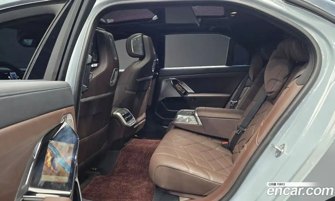 BMW 7-Series 2023 3.0 Автомат в Москве № 157376, фото 4