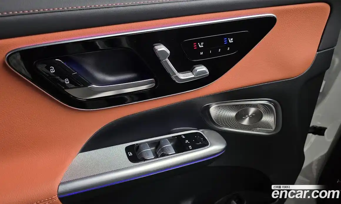 Mercedes-Benz GLC-Class 2025 2.0 Автомат в Москве № 160318, фото 14