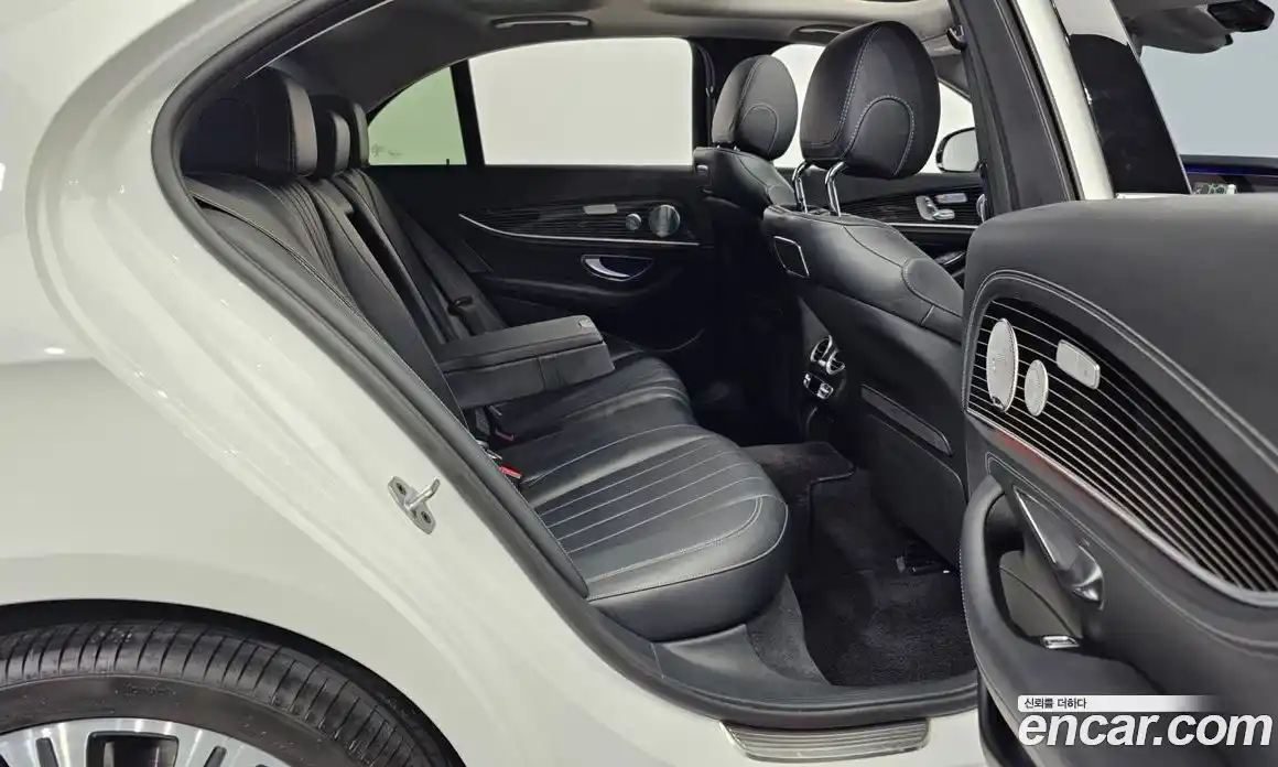 Mercedes-Benz E-Class 2019 3.0 Автомат в Москве № 160404, фото 20