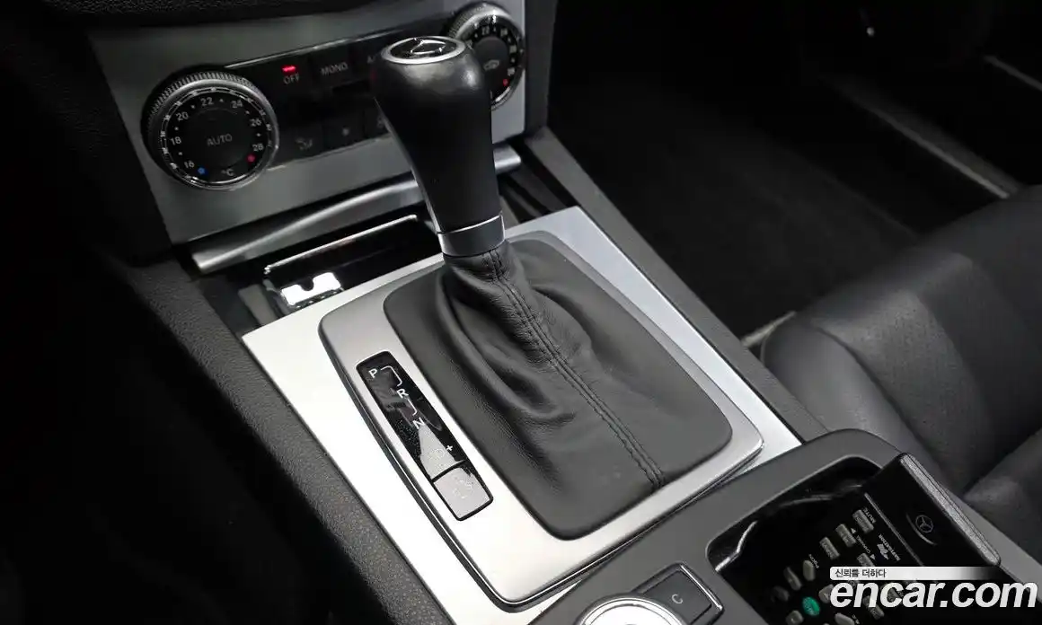 Mercedes-Benz C-Class 2010 1.8 Автомат в Москве № 160980, фото 9