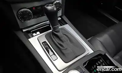 Mercedes-Benz C-Class 2010 1.8 Автомат в Москве № 160980, миниатюра 9