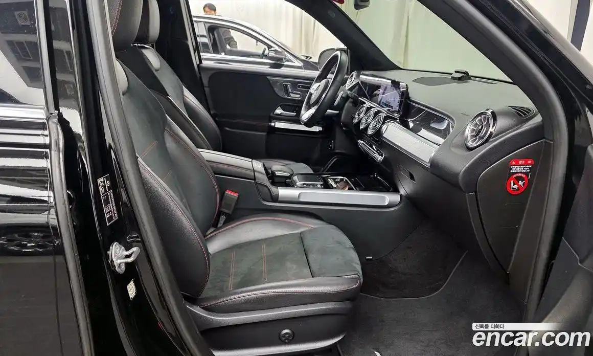 Mercedes-Benz GLB-Class 2021 2.0 Автомат в Москве № 161373, фото 10