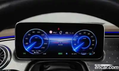 Mercedes-Benz EQE 2023 0.3 Автомат в Москве № 161481, миниатюра 6