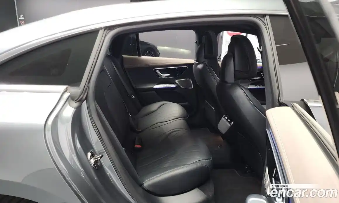 Mercedes-Benz EQE 2023 0.3 Автомат в Москве № 161481, фото 10