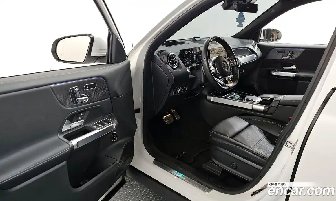 Mercedes-Benz EQB 2023 0.2 Автомат в Москве № 161960, фото 1