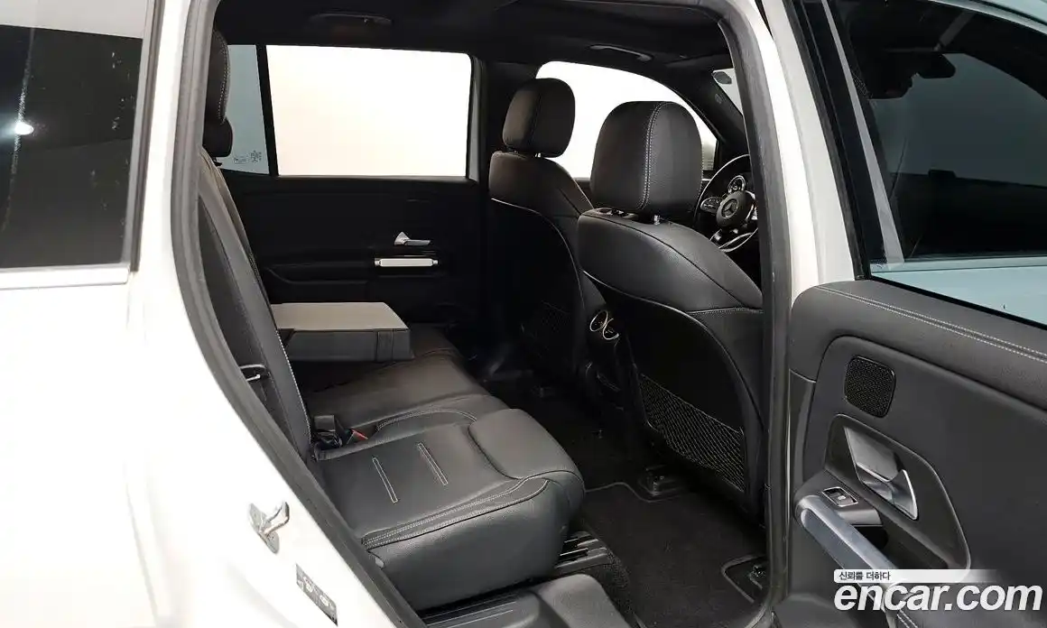 Mercedes-Benz EQB 2023 0.2 Автомат в Москве № 161960, фото 12