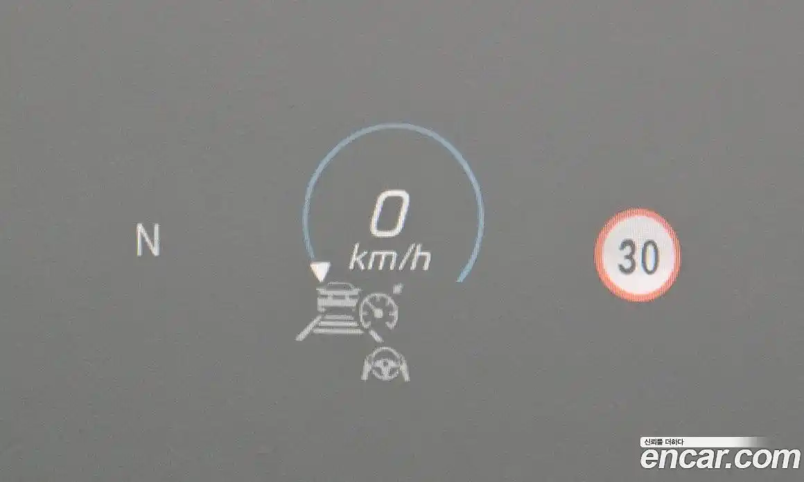 Mercedes-Benz EQB 2023 0.2 Автомат в Москве № 161960, фото 16