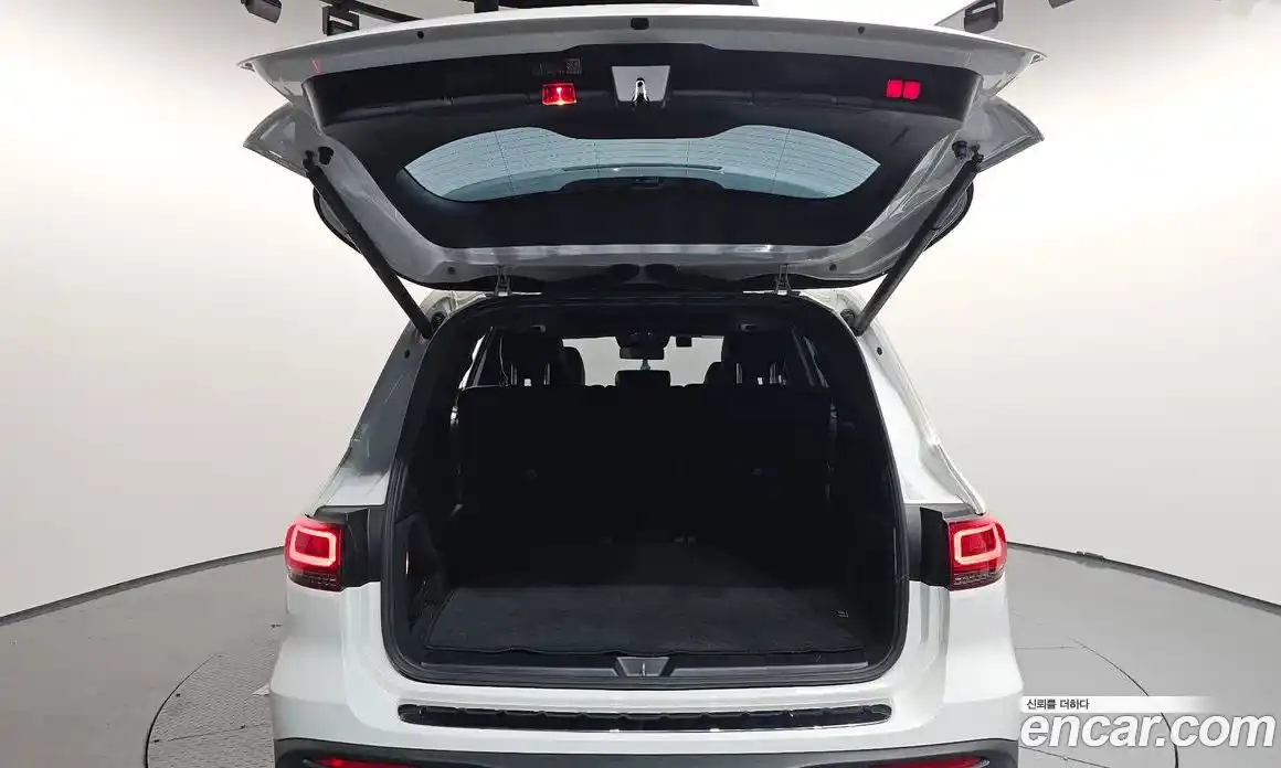 Mercedes-Benz EQB 2023 0.2 Автомат в Москве № 161960, фото 20